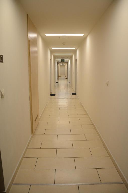 Angel City Center Krakow Aparthotel Værelse billede