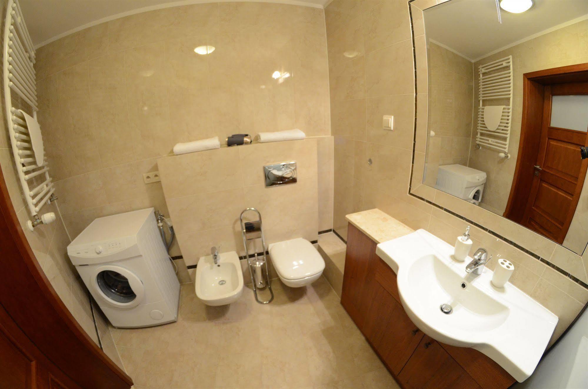 Angel City Center Krakow Aparthotel Eksteriør billede