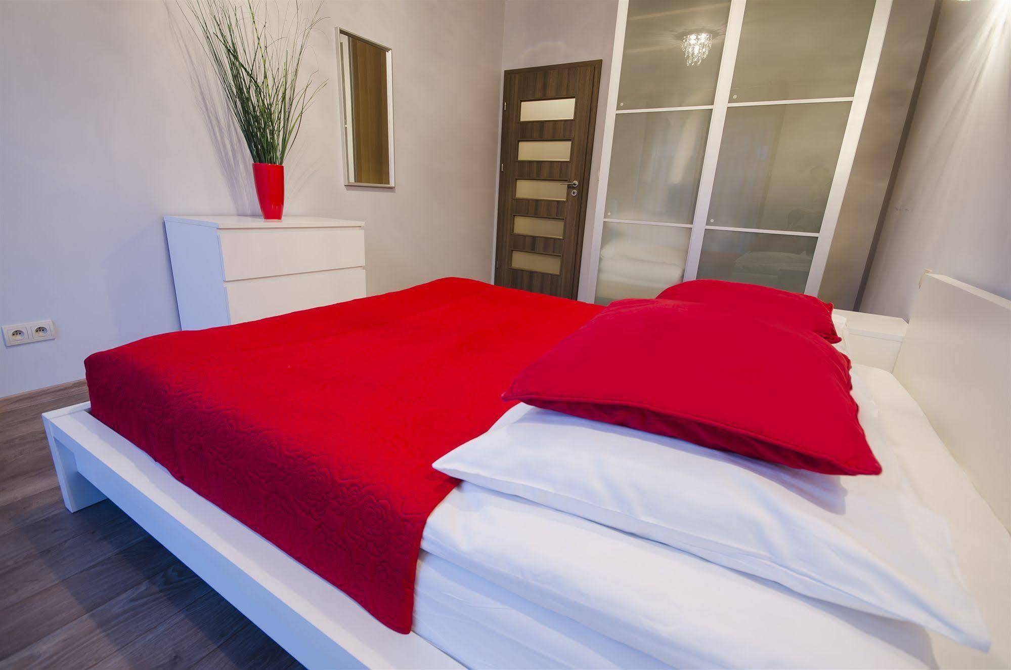 Angel City Center Krakow Aparthotel Eksteriør billede