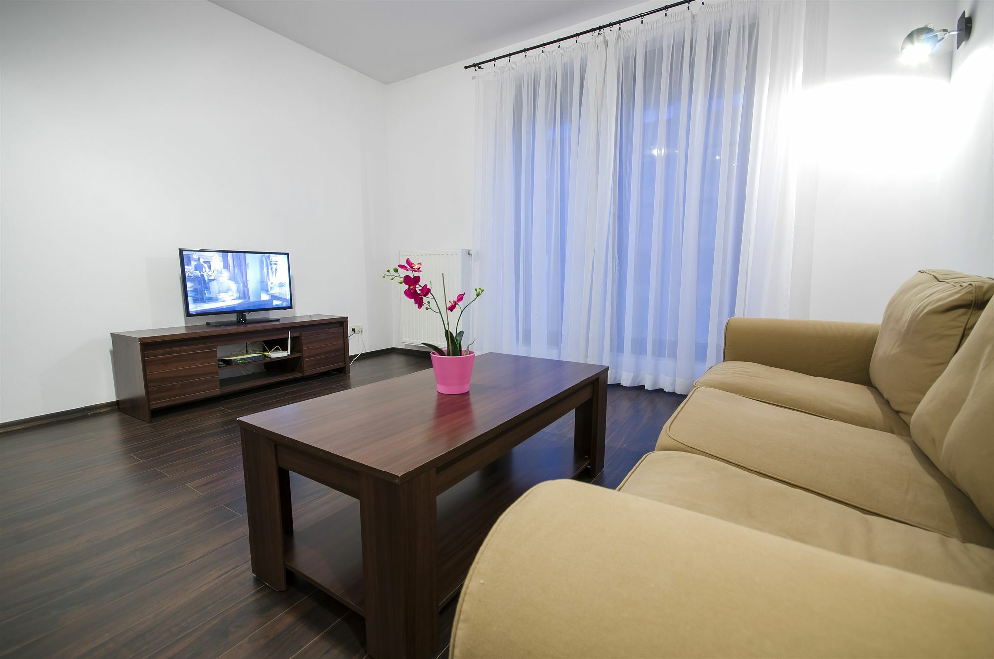 Angel City Center Krakow Aparthotel Eksteriør billede