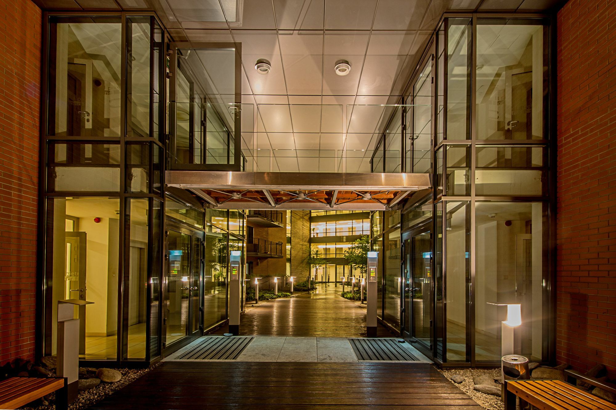 Angel City Center Krakow Aparthotel Eksteriør billede